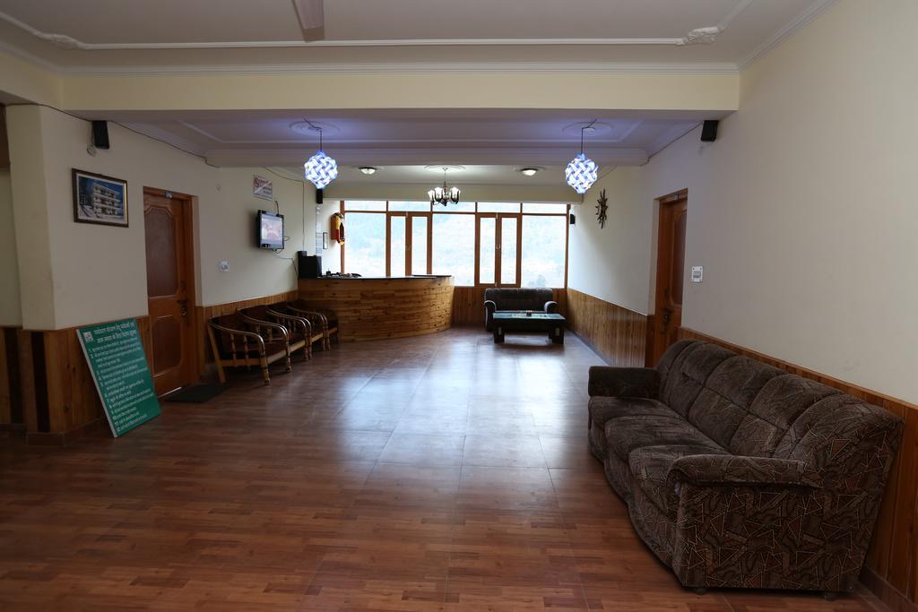 Hotel Ridge View Маналі Екстер'єр фото