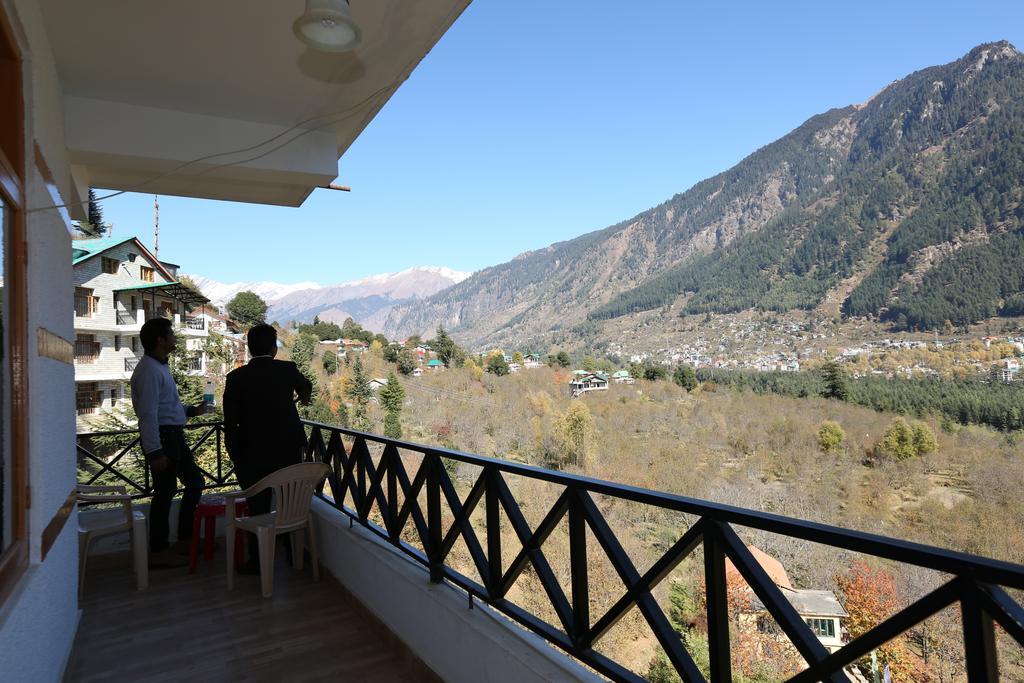 Hotel Ridge View Маналі Екстер'єр фото